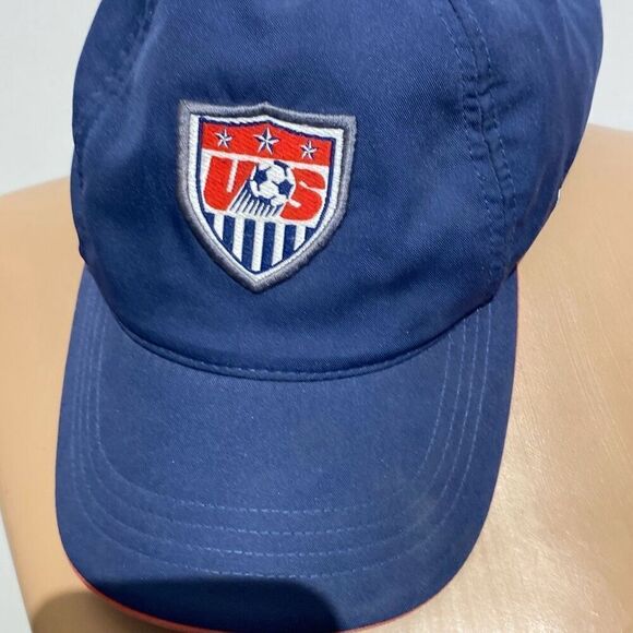 Vintage Nike Men's Navy Blue USA Soccer 5 Panel Strap Back Cap One Size - Picture 6 of 12